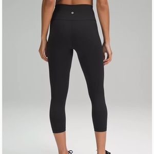 Lululemon Wunder Under Crop